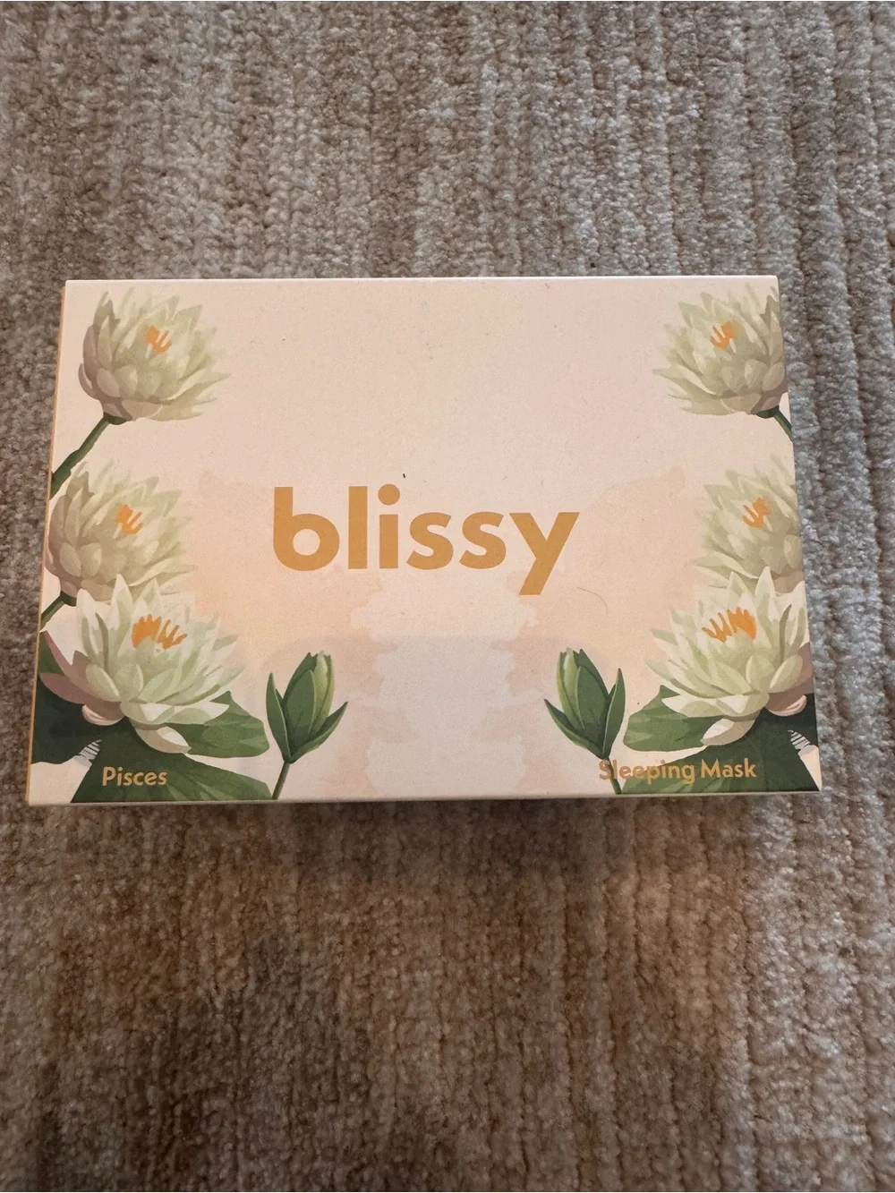 New in box- Blissy White & Green Floral Silk Sleep Mask with Gold Strap - Pisces